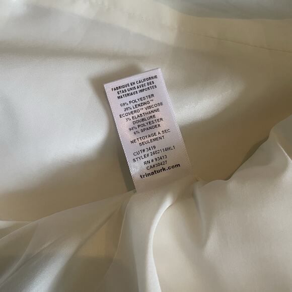 Trina Turk White Juliette Vest Top Size 4 Gold Button Sleeveless Square Neck - Picture 8 of 9